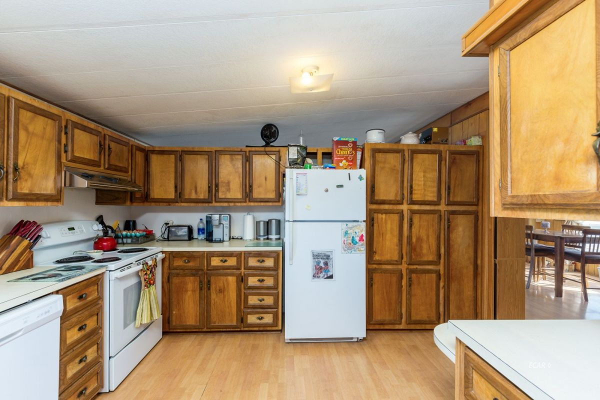 896 Spring Valley Parkway Spring Creek, NV 89815 - Photo 10 of 34 Gallery Image 10