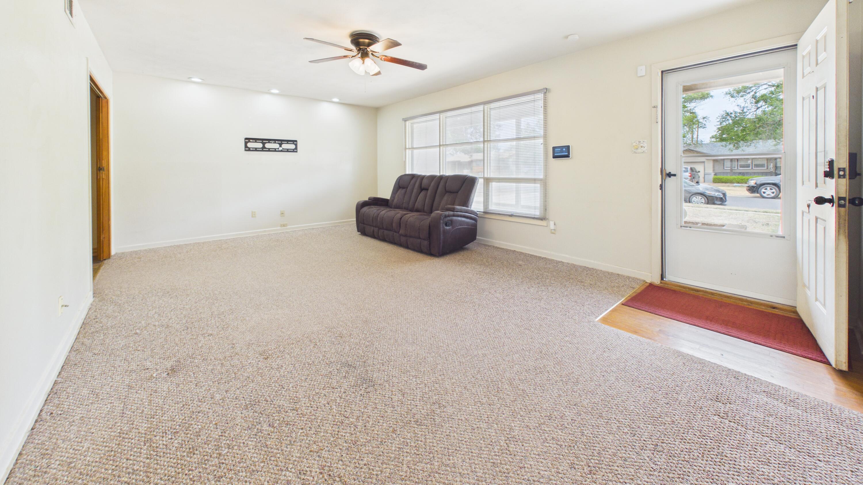 2609 46th Street Lubbock, TX 79413 - Photo 6 of 39 CAM06379G6-PR0024-STILL008