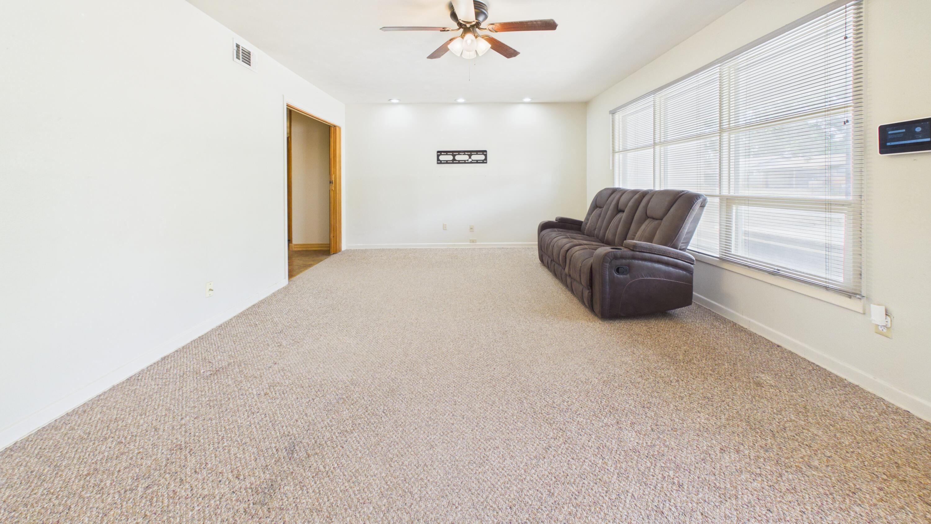 2609 46th Street Lubbock, TX 79413 - Photo 7 of 39 CAM06379G6-PR0024-STILL007