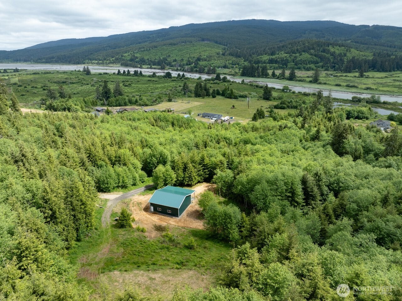 341 Parpala Road Naselle, WA 98638 - Photo 7 of 22 a view of outdoor space and mountain view