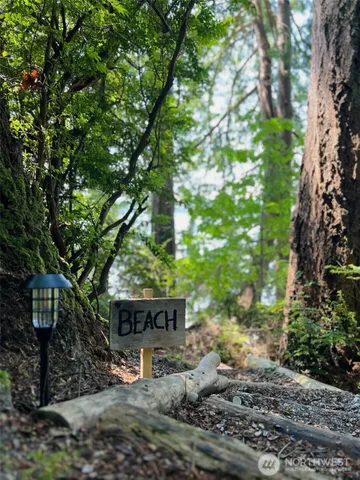 $250,000 | 137-xx Southwest Madrona Road, Vashon, WA 98070