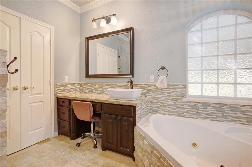 169 Ridgeview Drive Sherman, TX 75090 - Photo 13 of 36