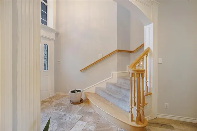 a view of entryway and hall