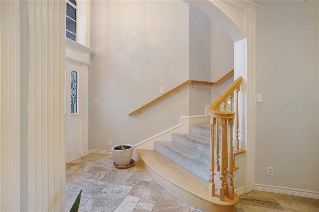 169 Ridgeview Drive Sherman, TX 75090 - Photo 9 of 36