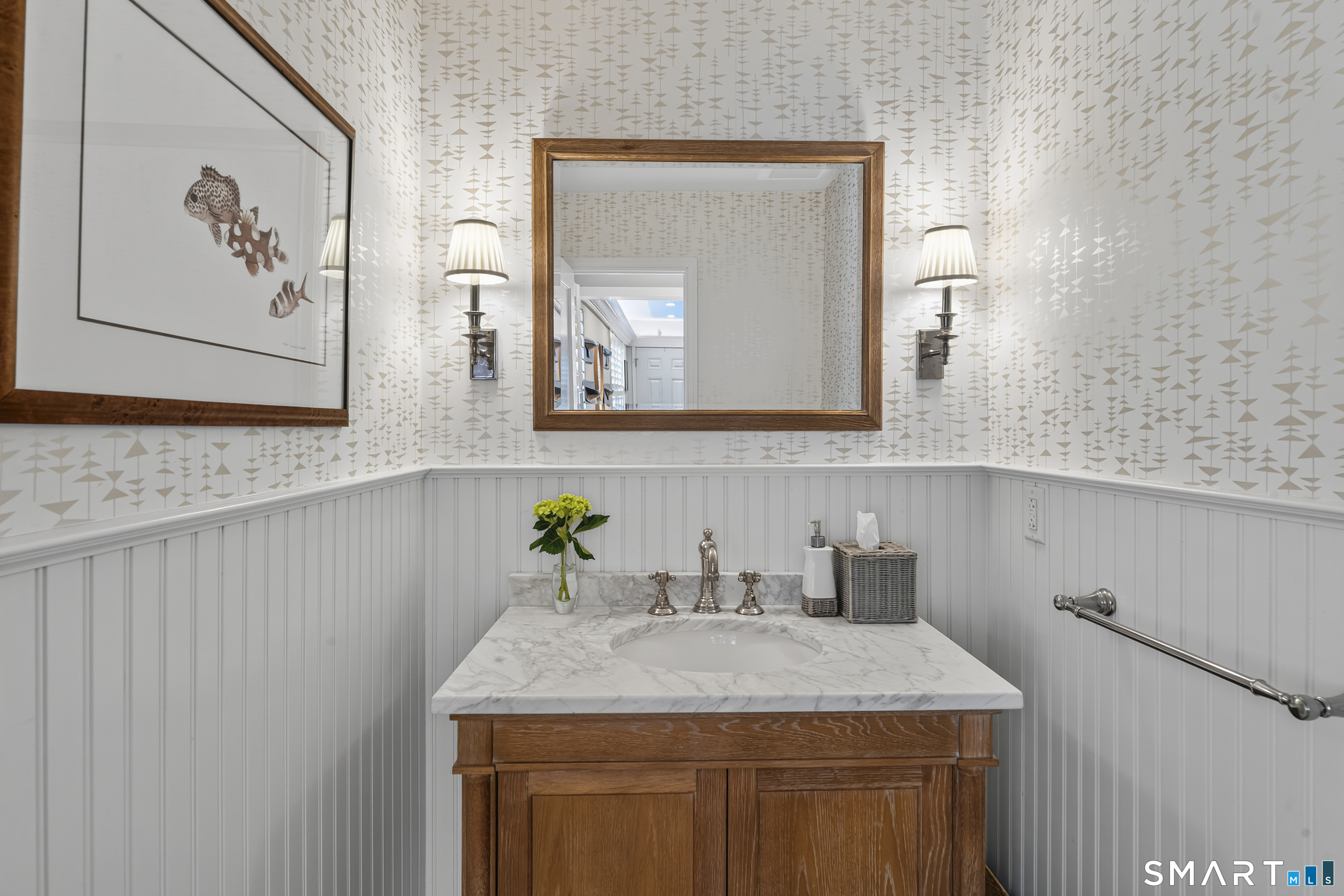 679 Fairfield Beach Road, Unit 679 Fairfield, CT 06824 - Photo 16 of 38 First Floor Powder Room.