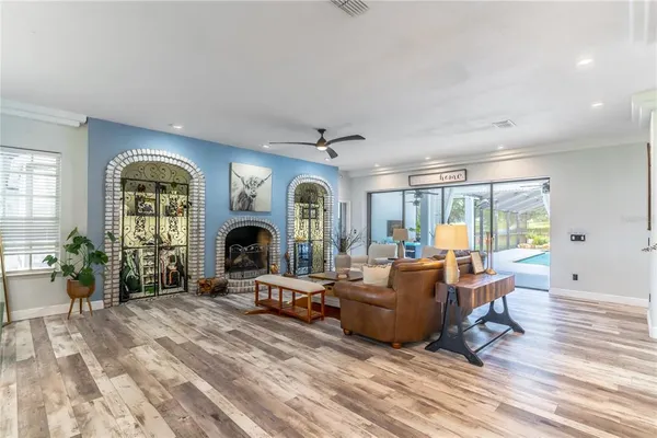 $1,150,000 | 23100 Southeast Highway 42, Umatilla, FL 32784