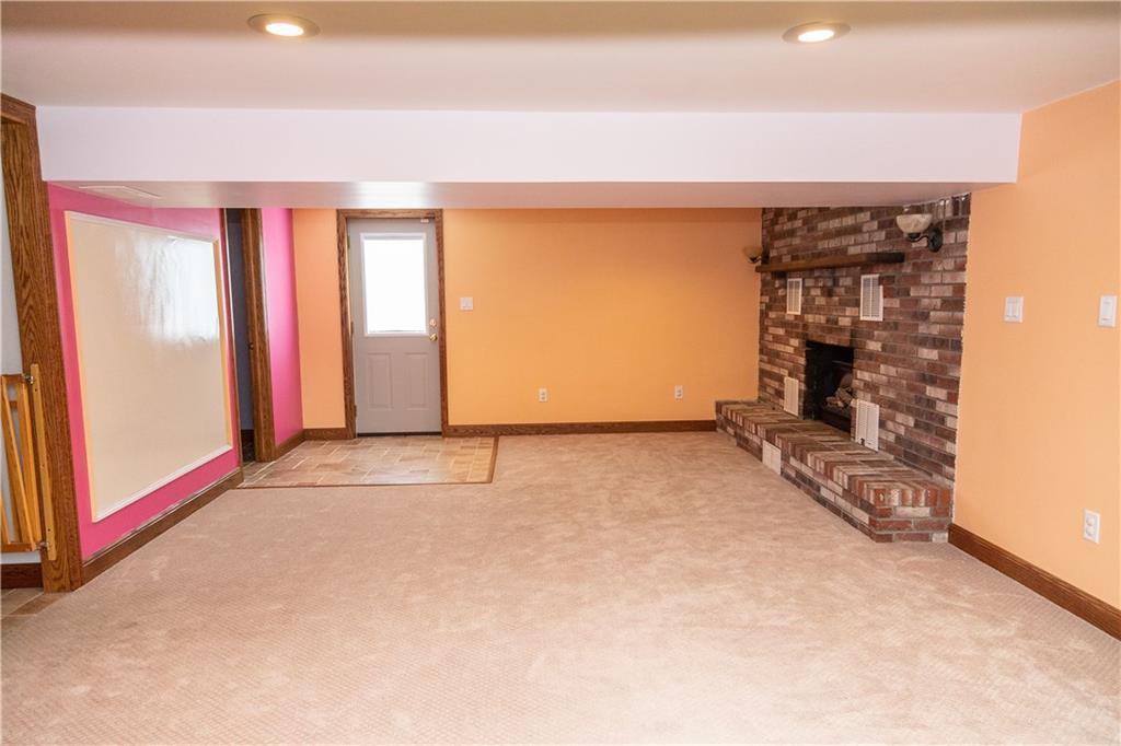 104 Ruth Drive Hunker, PA 15639 - Photo 4 of 21 Gallery Image 4
