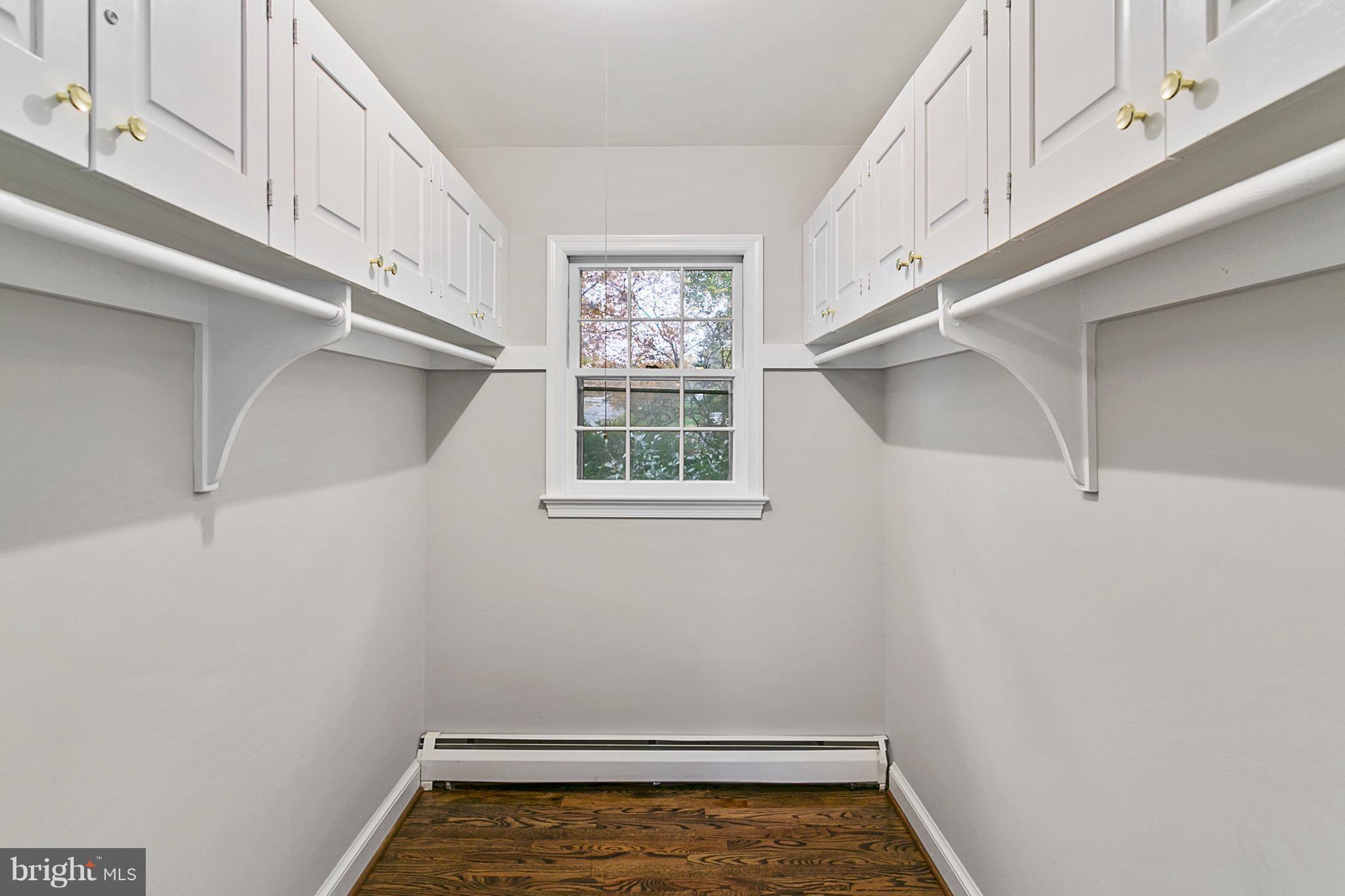 4100 27th Road North Arlington, VA 22207 - Photo 17 of 30 Bedroom (Master)