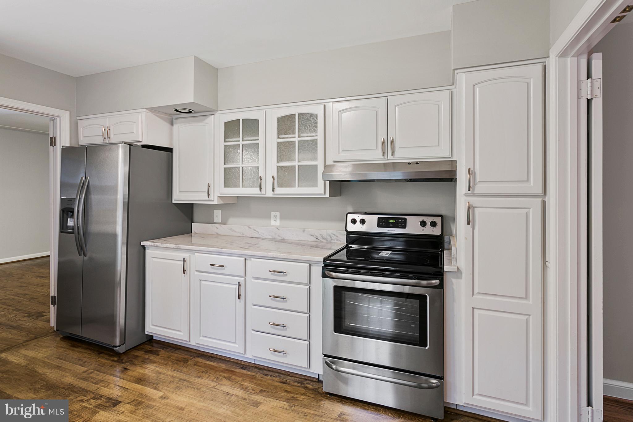 4100 27th Road North Arlington, VA 22207 - Photo 3 of 30 Kitchen