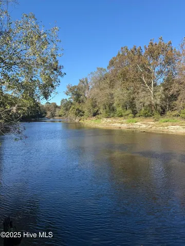 $88,000 | 1 East Marney Drive, Burgaw, NC 28425