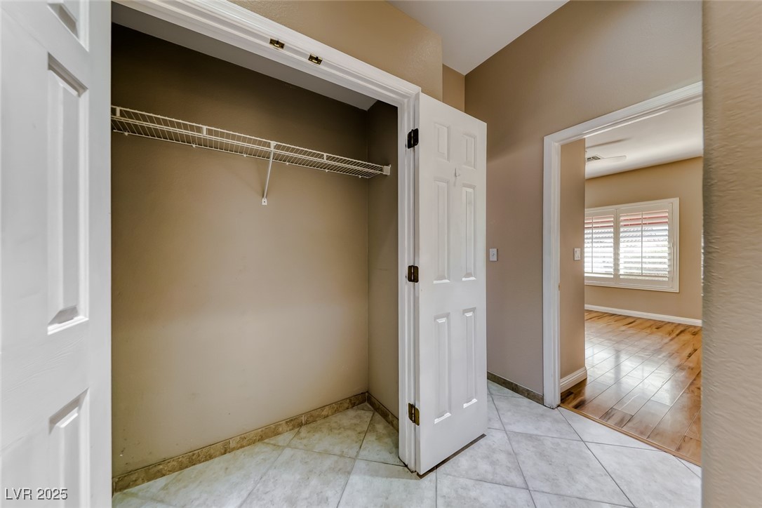 10508 West Snyder Avenue Las Vegas, NV 89134 - Photo 18 of 40