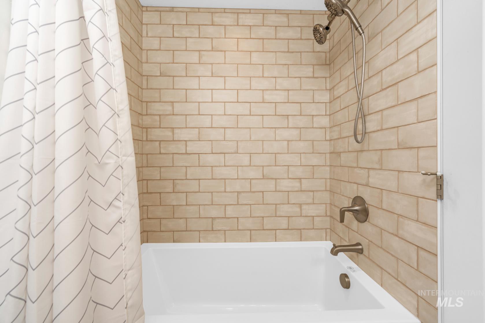 2155 West Waltman Street Meridian, ID 83642 - Photo 16 of 25