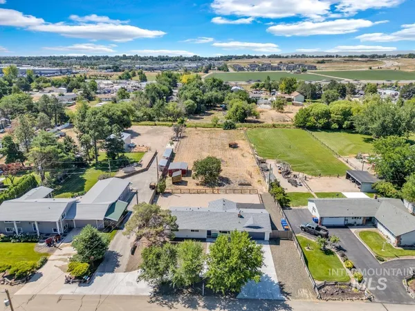 $700,000 | 2155 West Waltman Street, Meridian, ID 83642