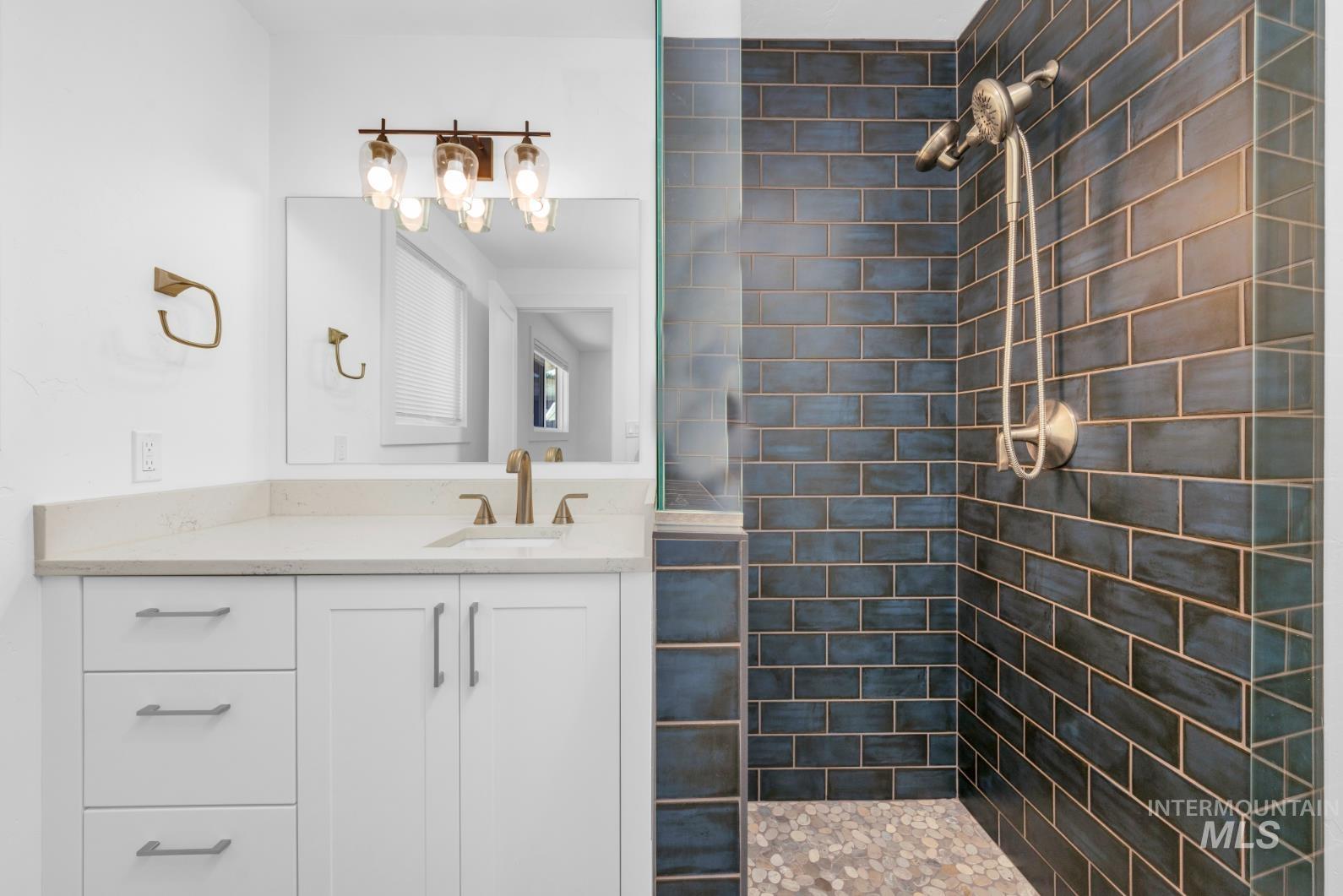 2155 West Waltman Street Meridian, ID 83642 - Photo 10 of 25