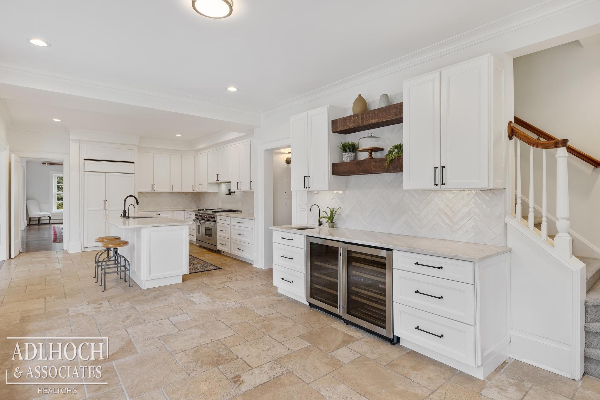 166 Cloverly Road Grosse Pointe, MI 48236 - Photo 26 of 72 50168102-3ba30b6b-76f2-44fa-9067-e7ccfcfaa3bf.JPG