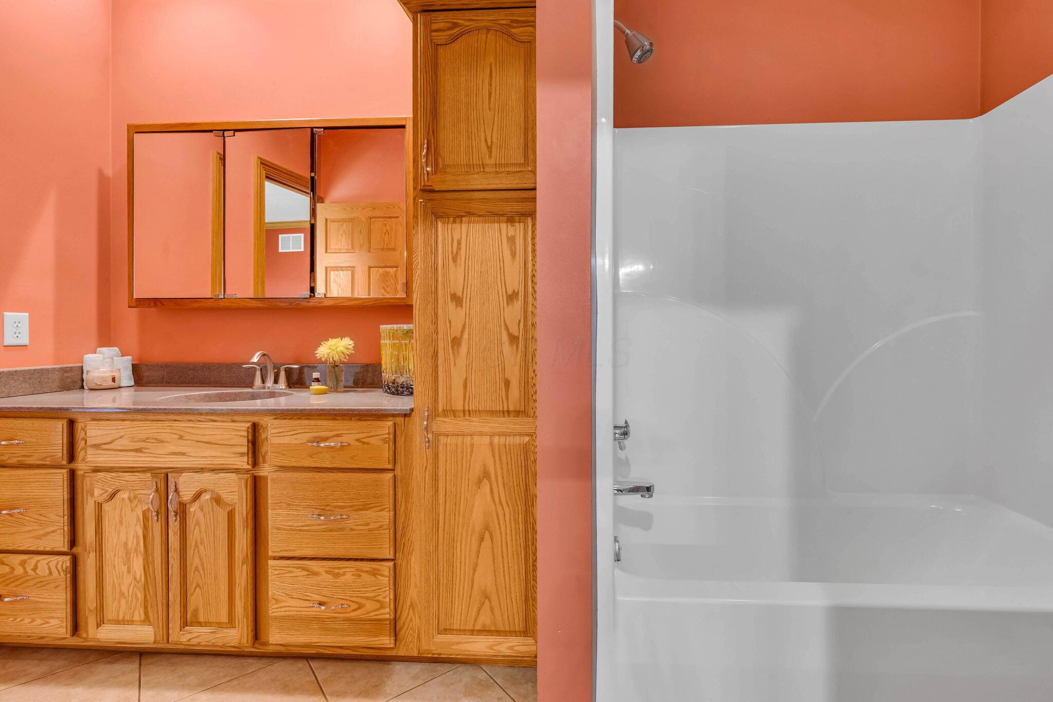 6768 Steitz Road Powell, OH 43065 - Photo 63 of 76 63-web-or-mls-6768SteitzRoad_Hommati102