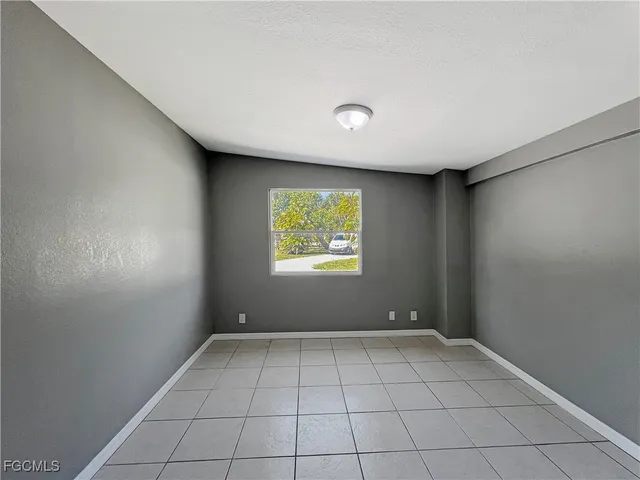 $899 | 15206 Stringfellow Road, Unit 4, Bokeelia, FL 33922