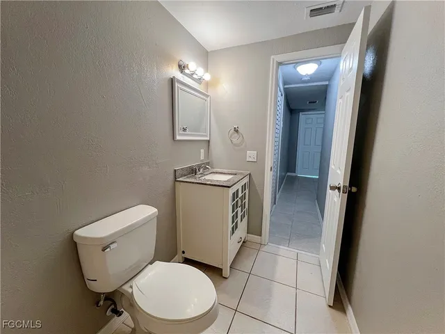 $899 | 15206 Stringfellow Road, Unit 4, Bokeelia, FL 33922