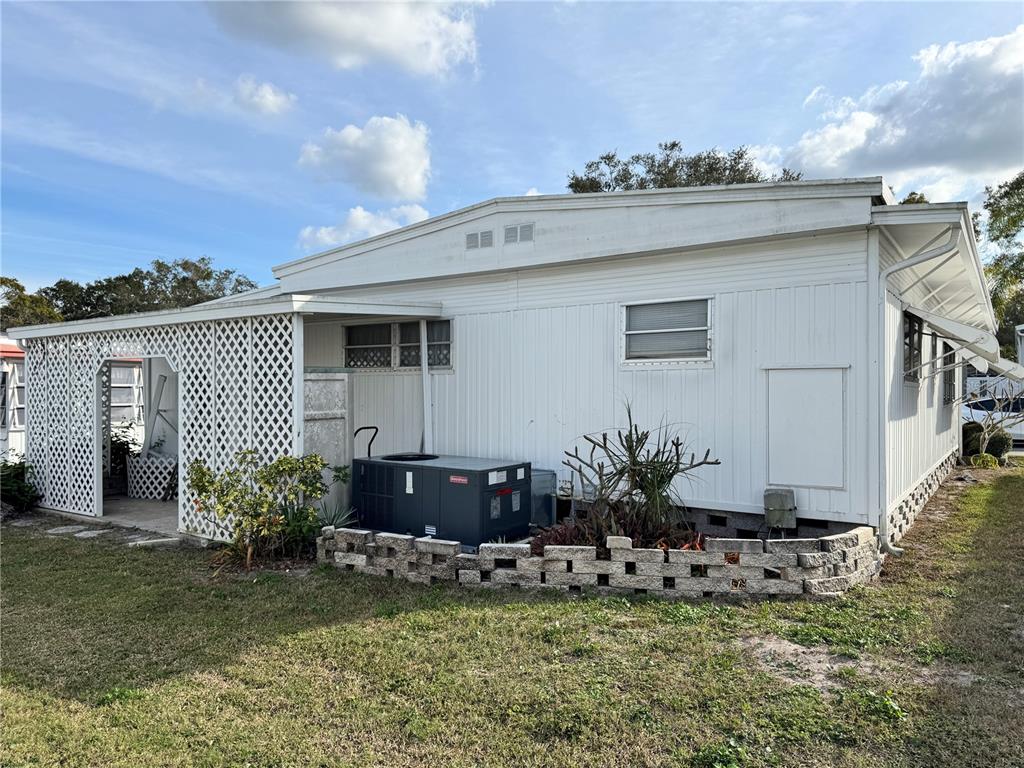 2331 Belleair Road, Unit 804 Clearwater, FL 33764 - Photo 27 of 37 a front view of a house