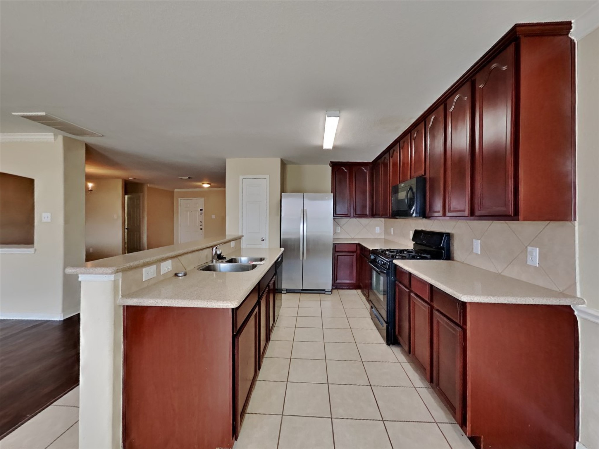 8310 Wainwright Way Rosharon, TX 77583 - Photo 2 of 21