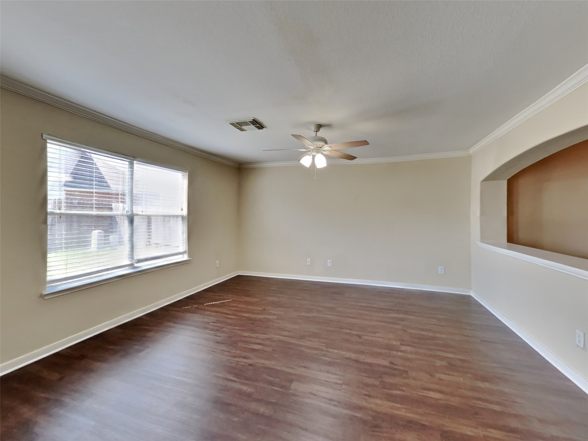 8310 Wainwright Way Rosharon, TX 77583 - Photo 4 of 21