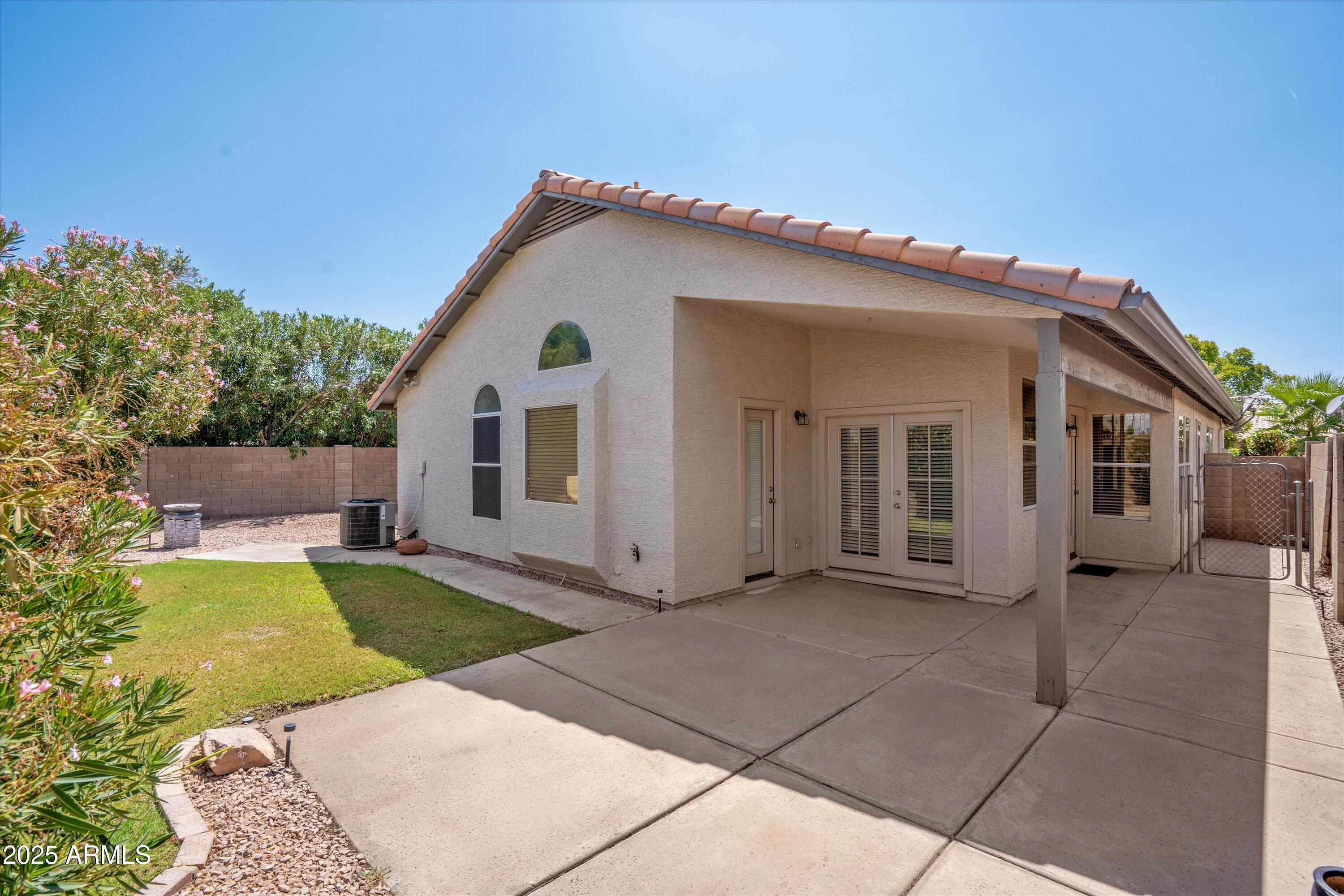 153 South Garnet Road Gilbert, AZ 85296 - Photo 31 of 34 04-DSC00184