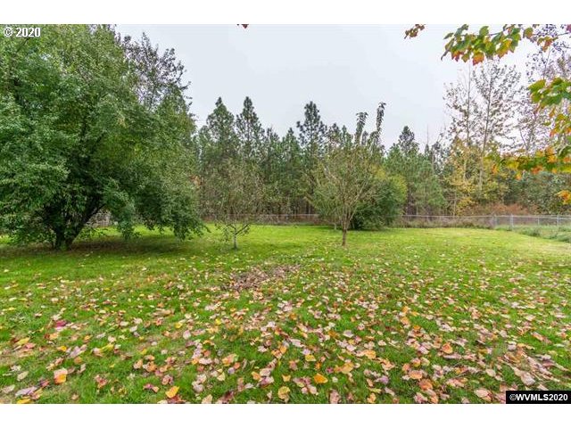 3699 South Main Road Lebanon, OR 97355 - Photo 2 of 32 Gallery Image 2