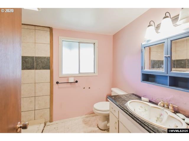 3699 South Main Road Lebanon, OR 97355 - Photo 10 of 32 Gallery Image 10