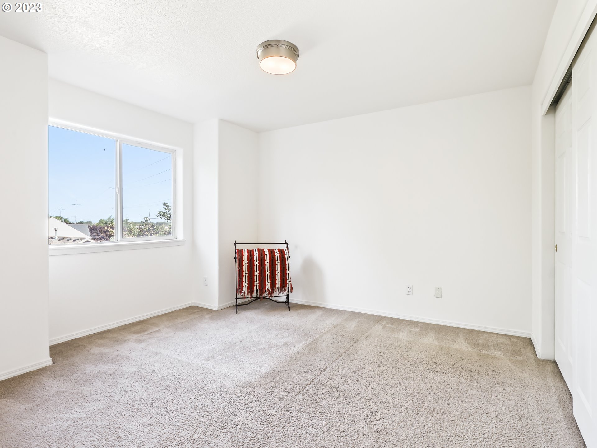 15820 Northeast Beech Street Portland, OR 97230 - Photo 17 of 28 a view of empty room