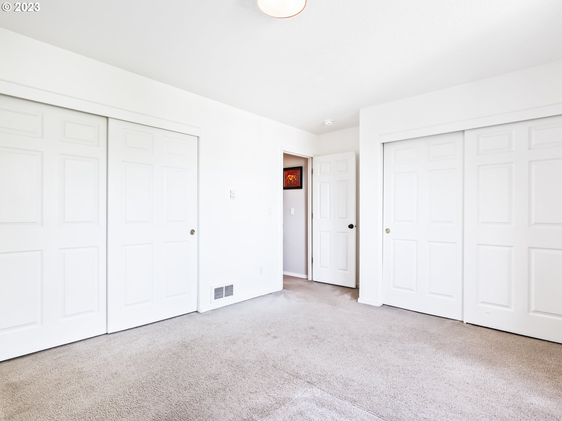15820 Northeast Beech Street Portland, OR 97230 - Photo 18 of 28 an empty room with a natural light