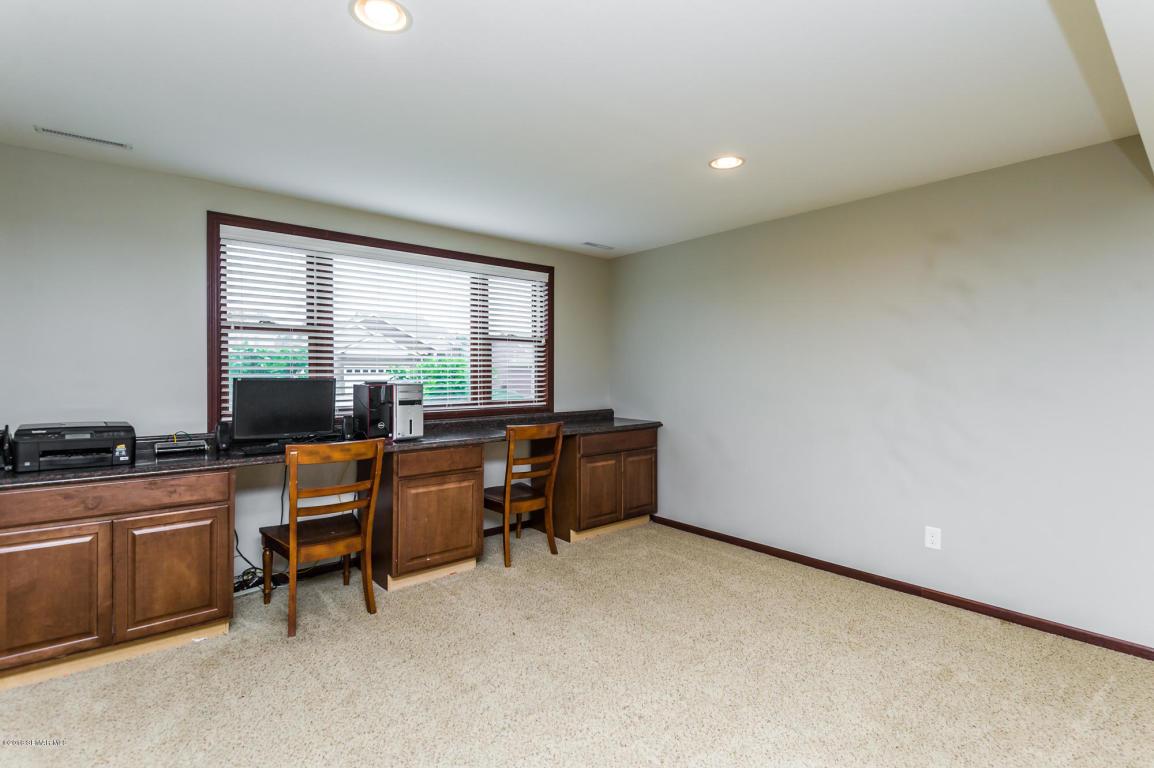 454 51st Avenue Northwest Rochester, MN 55901 - Photo 20 of 34