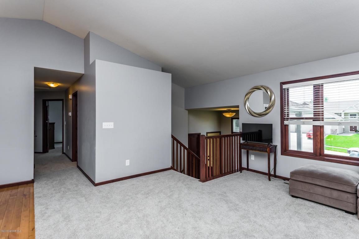 454 51st Avenue Northwest Rochester, MN 55901 - Photo 3 of 34