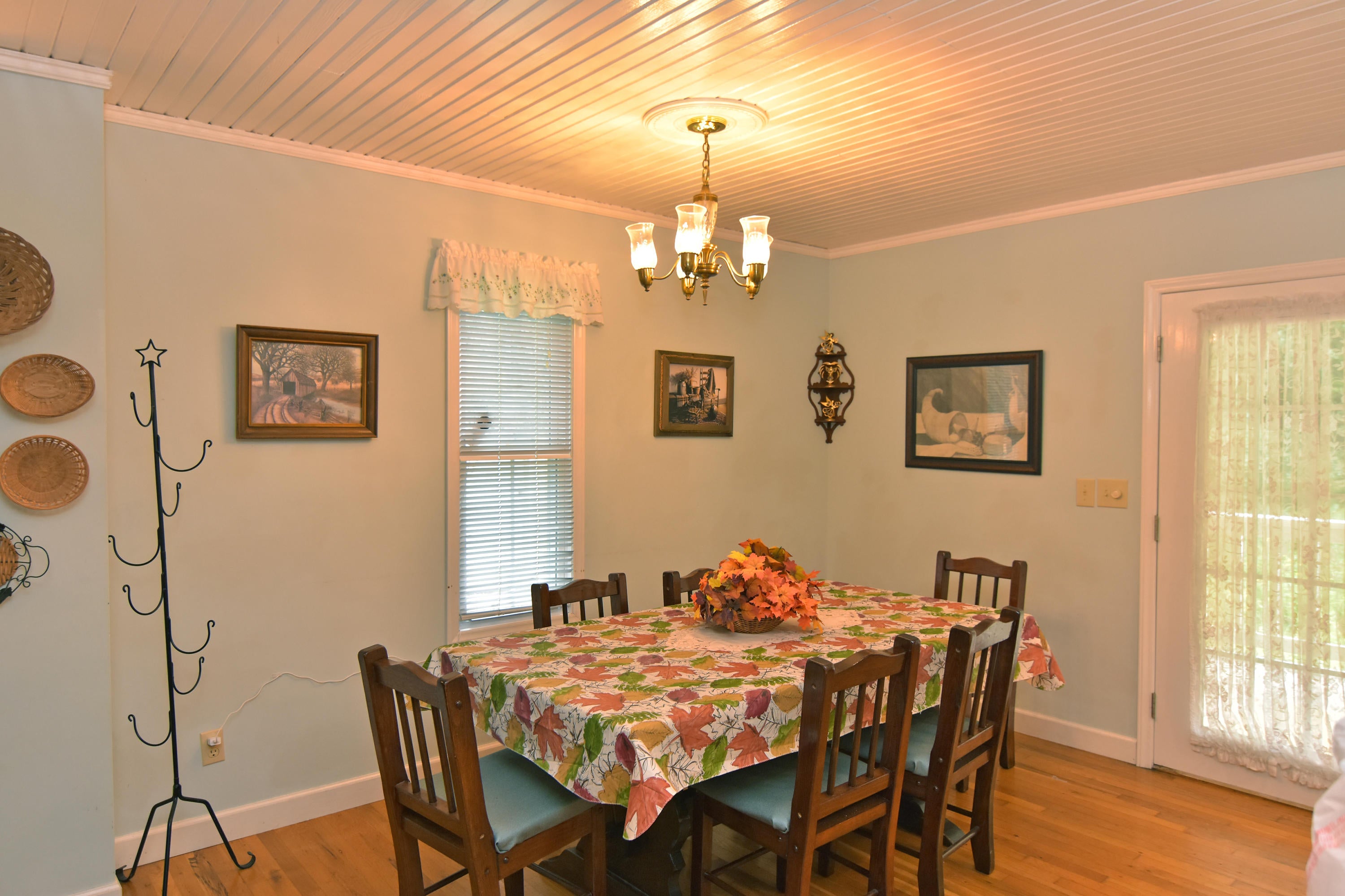 1004 True Road Hinton, WV 25951 - Photo 15 of 41 Gallery Image 15