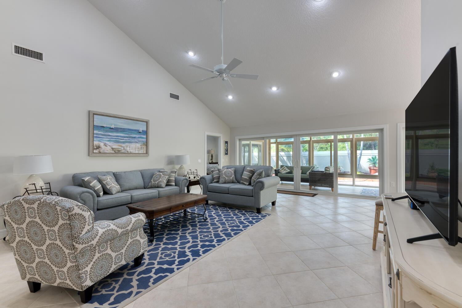 108 Seashore Drive Jupiter, FL 33477 - Photo 5 of 42 FAMILY ROOM