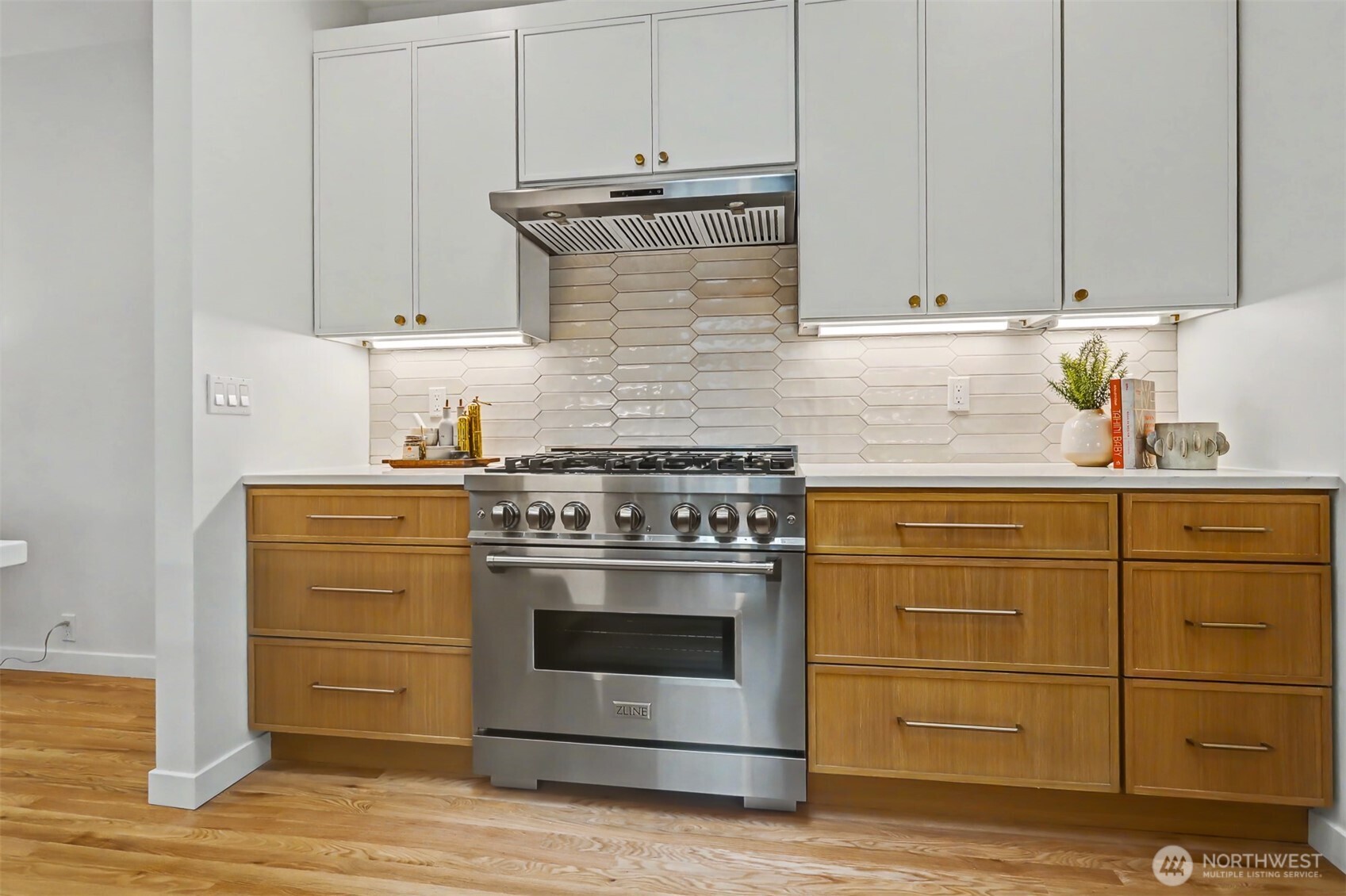 604 North 44th Street Seattle, WA 98103 - Photo 11 of 30
