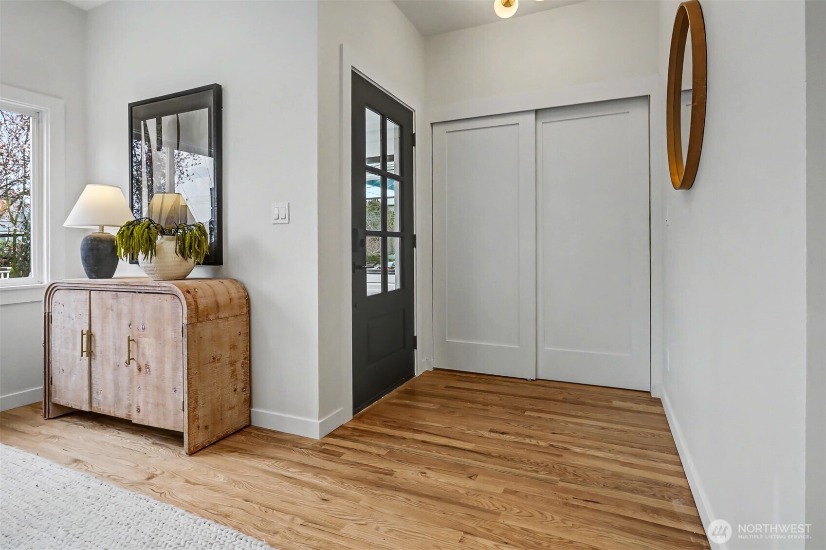 604 North 44th Street Seattle, WA 98103 - Photo 4 of 30