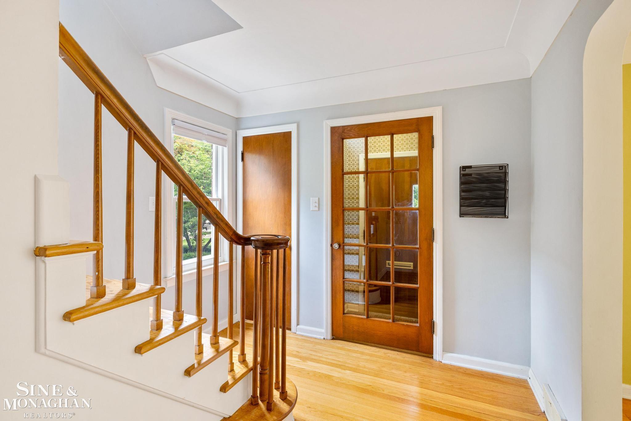 943 Washington Road Grosse Pointe, MI 48230 - Photo 4 of 41