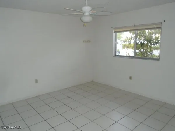 $1,350 | 1120 Southeast 6th Avenue, Unit 1120, Cape Coral, FL 33990