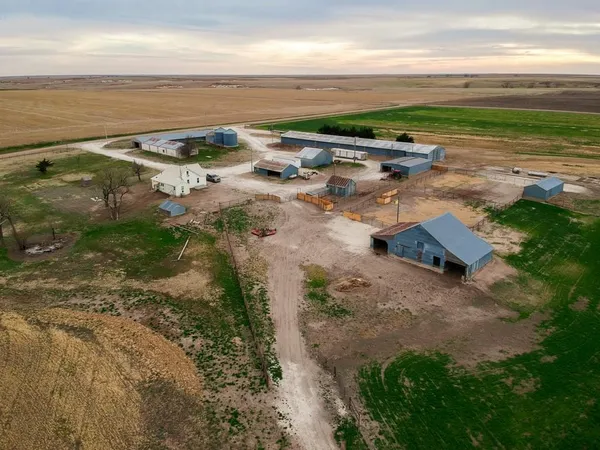 $325,000 | 240 Road Utica Ks 67584, Utica, KS 67584