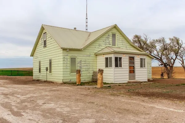 $325,000 | 240 Road Utica Ks 67584, Utica, KS 67584