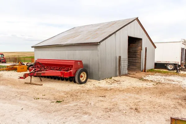 $325,000 | 240 Road Utica Ks 67584, Utica, KS 67584