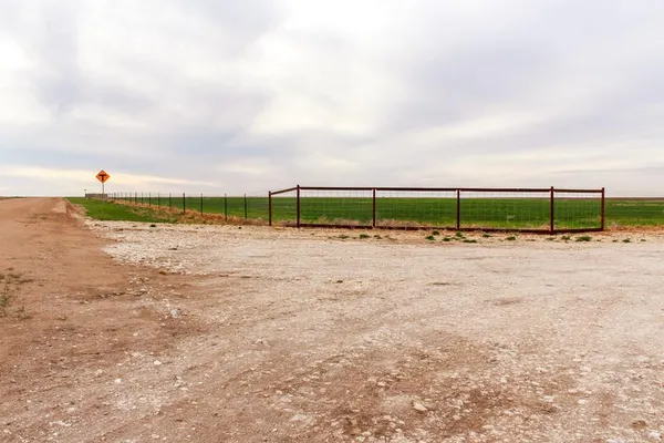 $325,000 | 240 Road Utica Ks 67584, Utica, KS 67584