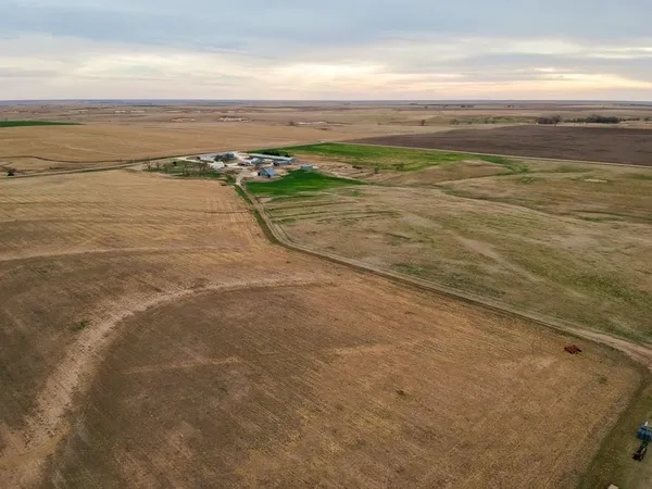 $325,000 | 240 Road Utica Ks 67584, Utica, KS 67584