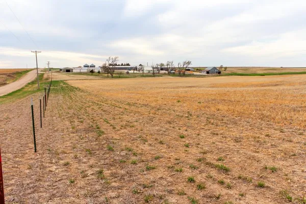 $325,000 | 240 Road Utica Ks 67584, Utica, KS 67584
