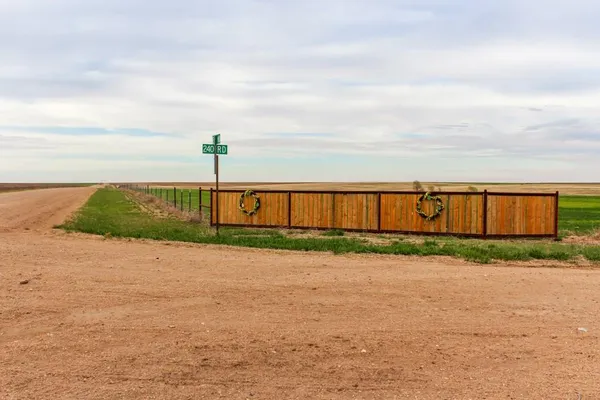 $325,000 | 240 Road Utica Ks 67584, Utica, KS 67584