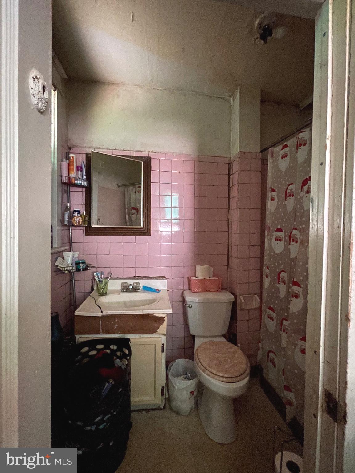 2113 South 65th Street Philadelphia, PA 19142 - Photo 30 of 32