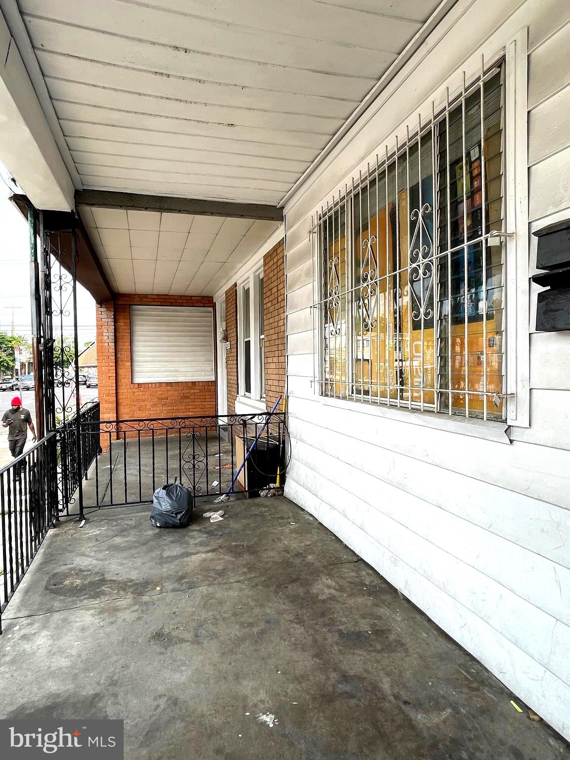 2113 South 65th Street Philadelphia, PA 19142 - Photo 4 of 32