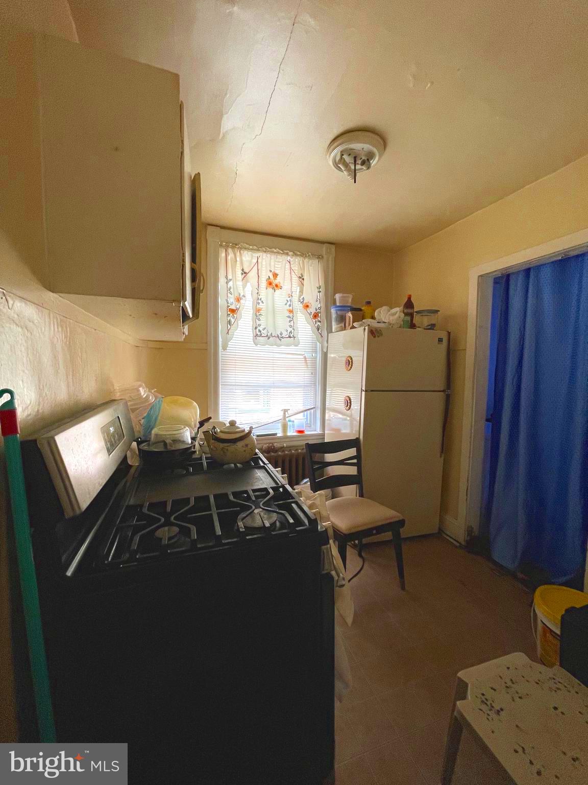 2113 South 65th Street Philadelphia, PA 19142 - Photo 8 of 32