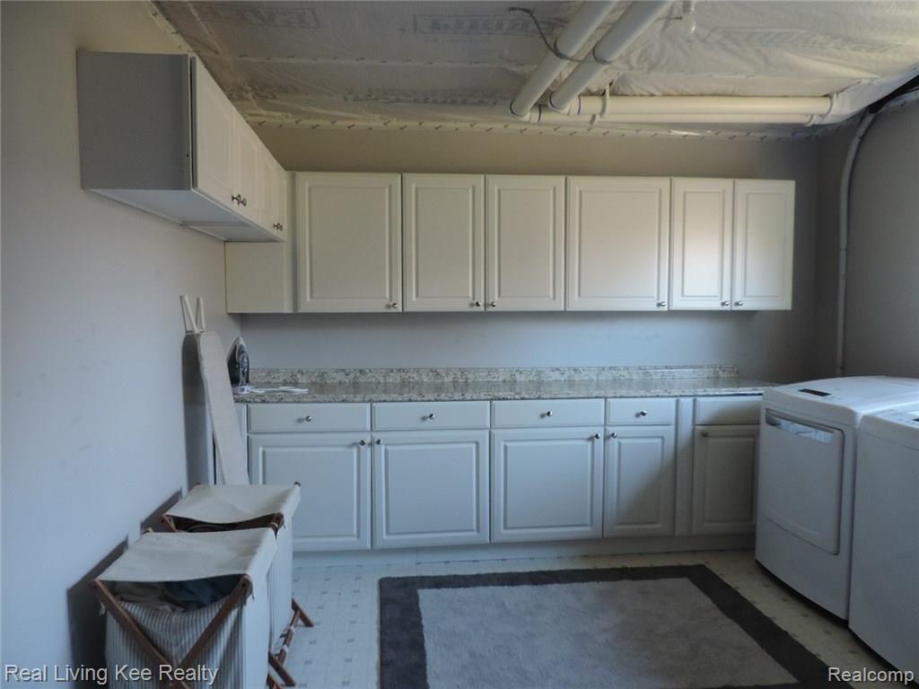 4898 Georgetown Drive Rochester, MI 48306 - Photo 23 of 29