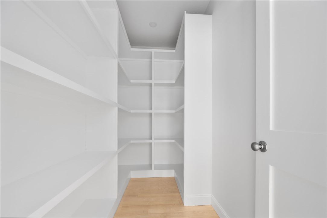 350 Nooseneck Hill Road Richmond, RI 02898 - Photo 17 of 30 Walk-in closet